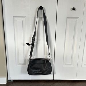 Michael Kors Elegant Black Crossbody Bag